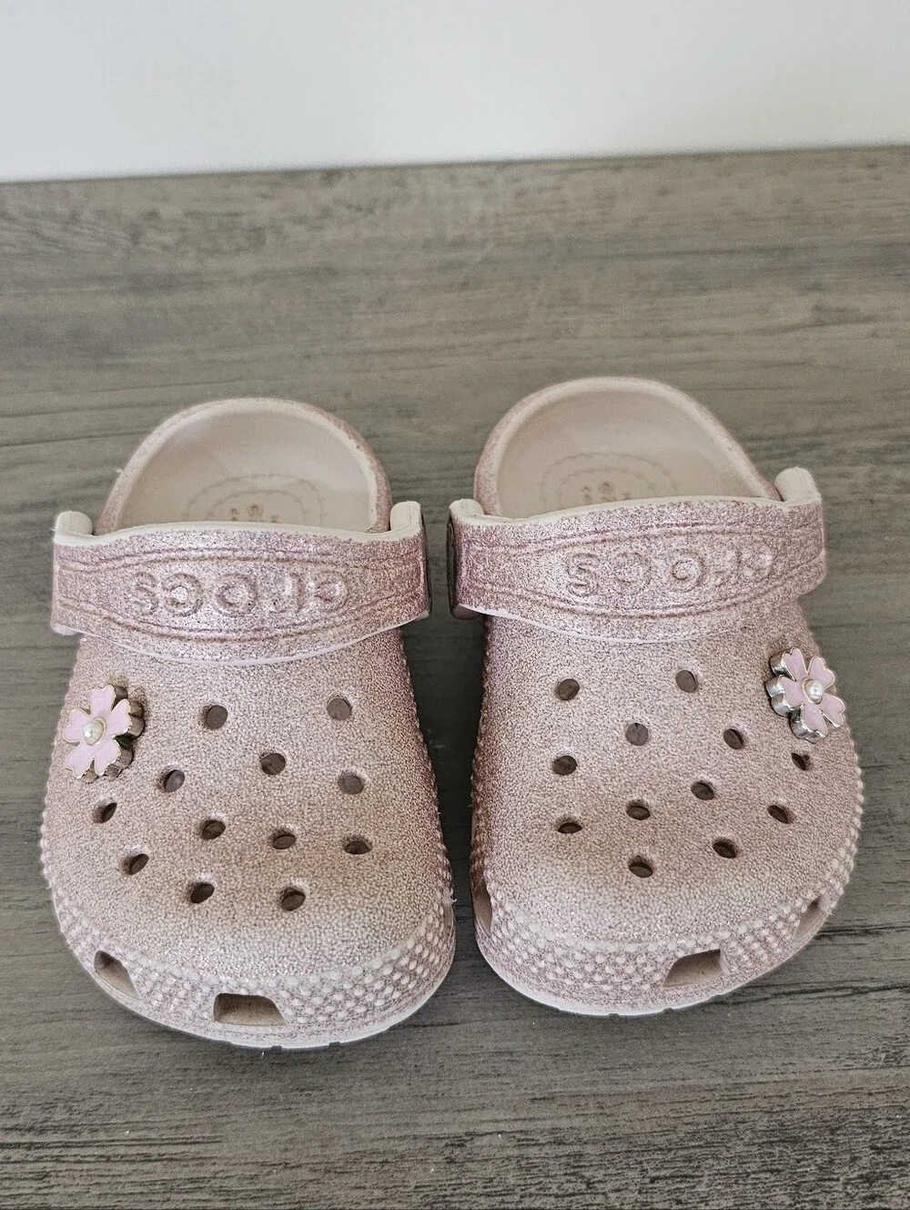 Crocs Kids Glitter Rose Pink Clog Shoes with Flower Charm Infant Girl 4